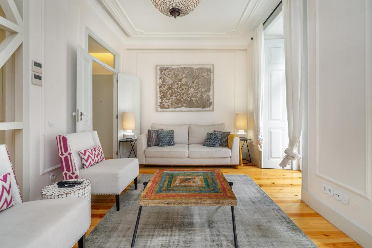 Whome Luxury Stay In Prime Location W/ Ac, Lift & Private Patio Лиссабон Экстерьер фото