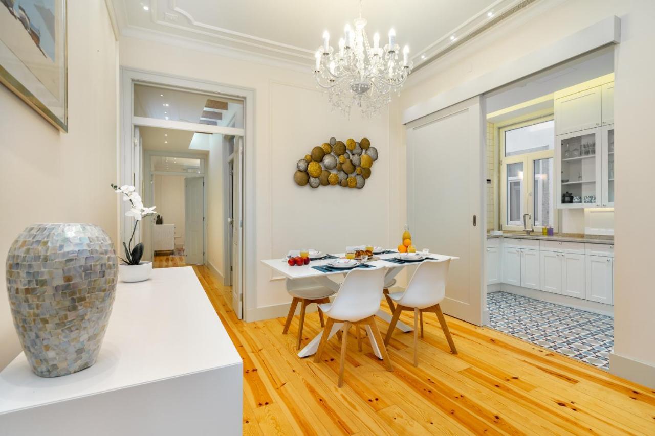 Whome Luxury Stay In Prime Location W/ Ac, Lift & Private Patio Лиссабон Экстерьер фото