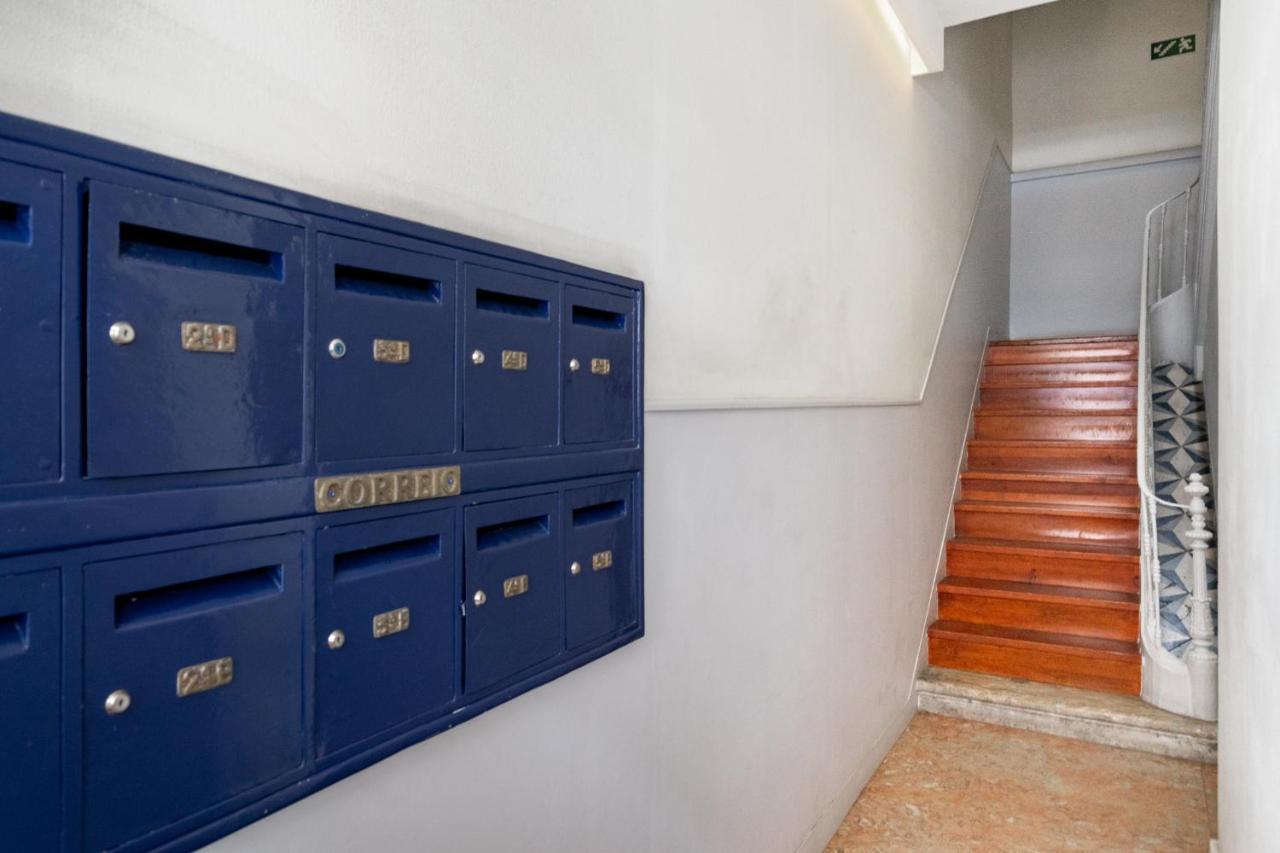 Whome Luxury Stay In Prime Location W/ Ac, Lift & Private Patio Лиссабон Экстерьер фото
